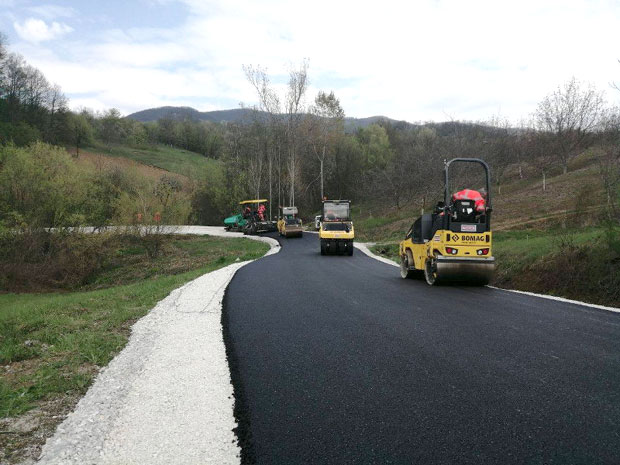 Асфалт до сваког села